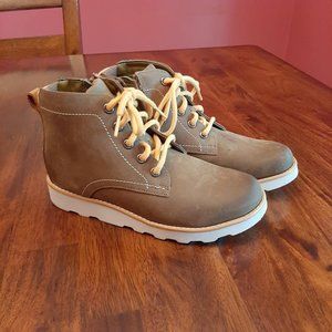 clarks crown hike boots